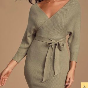 Olive Sweater Dress💚👑